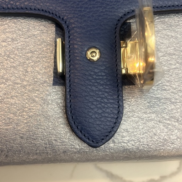 Brand new Gucci interlocking Large cross body Shoulder Bag - Picture 8 of 15